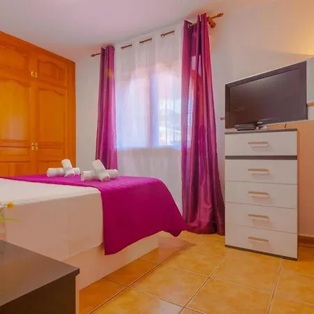 Appartement Mouna 6 *